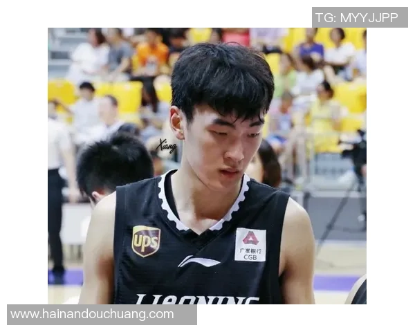 深圳网球队灵活性引发热议球员表现与战术调整的深层次探讨 深圳网球队灵活性引发热议球员表现与战术调整的深层次探讨