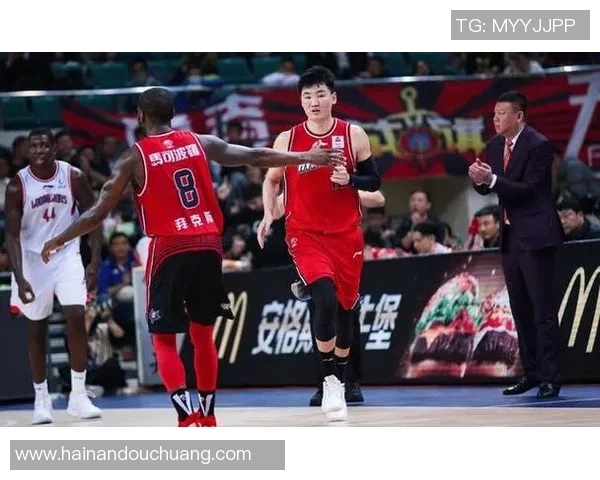 深圳羽毛球队在世界杯预选赛中以84分稳居积分榜首位展现强劲实力 深圳羽毛球队在世界杯预选赛中以84分稳居积分榜首位展现强劲实力