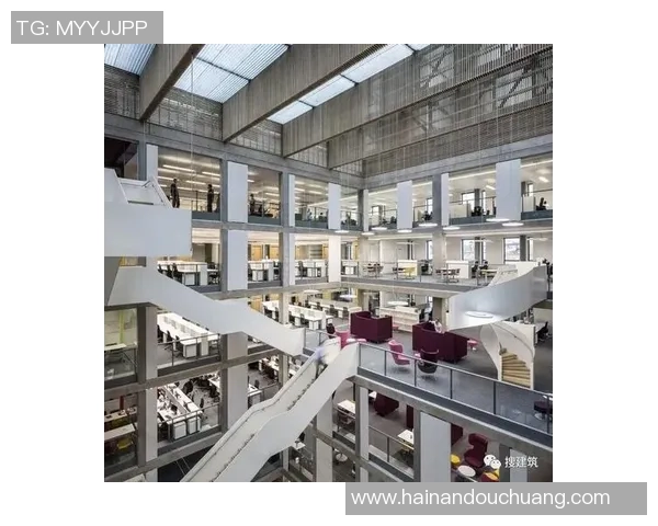 足球明星书桌摆件推荐及其独特魅力解析让你的办公环境更具活力 足球明星书桌摆件推荐及其独特魅力解析让你的办公环境更具活力