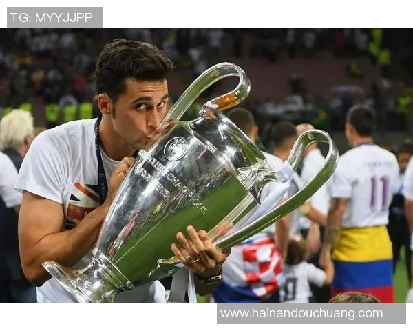 足球明星萨拉曼卡的传奇人生与辉煌成就揭秘 足球明星萨拉曼卡的传奇人生与辉煌成就揭秘