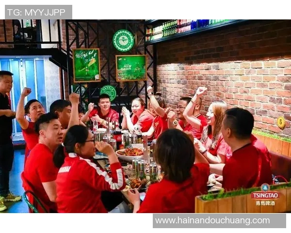 香港足球明星队盛宴庆祝荣耀时刻共聚一堂展现团结与激情